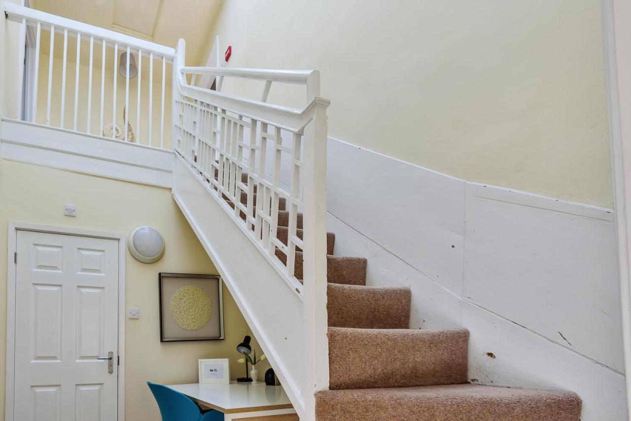 37A Stonegate Loft Apartment Йорк Екстериор снимка